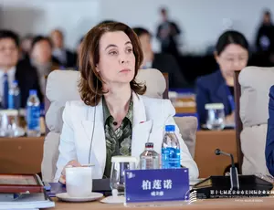 新闻图1-威立雅CEO六个月三度访华 深耕中国市场