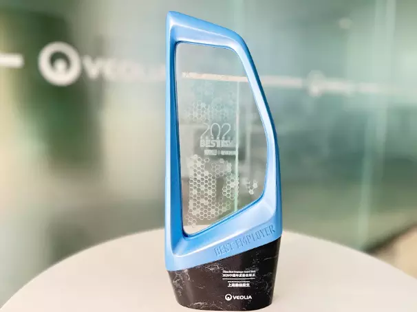 威立雅中国荣获“2025中国年度上海最佳雇主50强”-插图